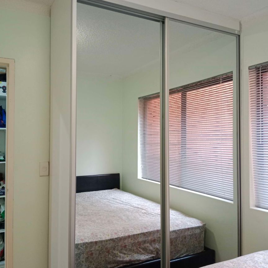 Harris Park - Photo 1