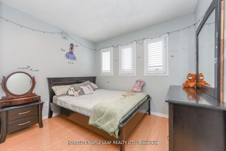 For Lease - 100 Alaskan Summit Court, Brampton, Ontario - Photo 4