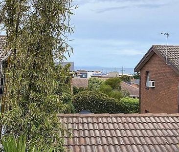 THREE BEDROOM | MINUTES TO BEACH | GREAT LOCATION - Photo 3