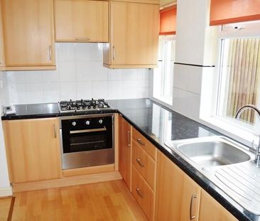 2 bedroom maisonette to rent - Photo 4