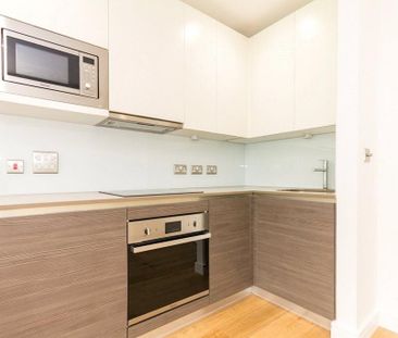 Detached house to rent - Photo 3