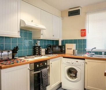 1 Bedroom Headingley Avenue - Photo 1