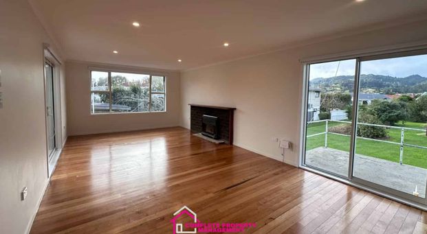 Freshly Refurbished and ready for Rent! - Photo 1