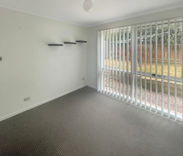 Spacious Family Home - Photo 2