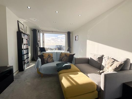 3 bedroom apartment to rent - Photo 1