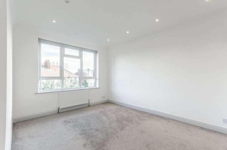 St Barnabas Road, Woodford Green, Woodford, IG8 - Photo 3