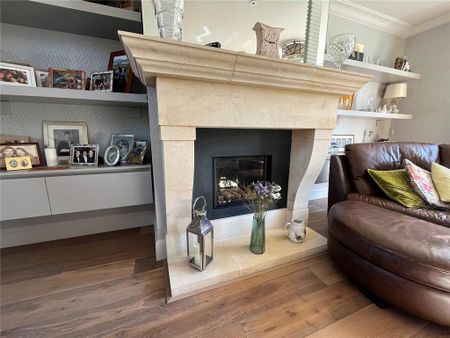 5 bedroom detached house to rent - Photo 4