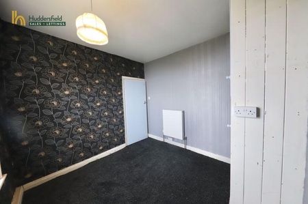 2 bedroom semi-detached house to rent - Photo 5