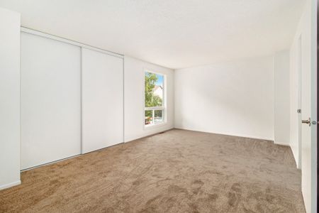 For Lease - 1444 Foxwell Street Unit# 18, Cyrville - Carson Grove - Pineview, Ontario - Photo 5