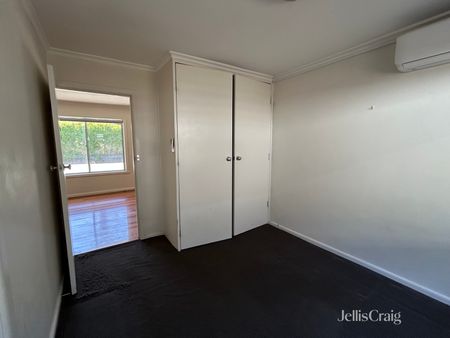2/43 Gillies Street, Fairfield VIC 3078 - Apartment For Rent | Domain - Photo 3