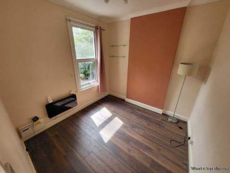 2 bedroom property to rent in Luton - Photo 3