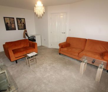 3 bedroom semi-detached house to rent - Photo 1