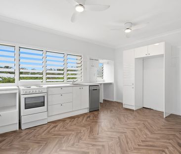 Renovated Home in Amazing Location... Move in Ready! - Photo 2