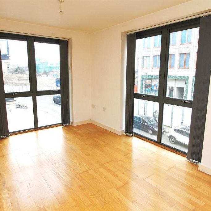 1 bedroom flat to rent - Photo 1