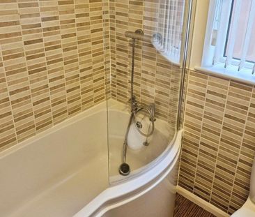 Springfield Drive, Kidsgrove, Stoke On Trent - Photo 3