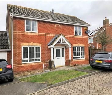 3 bedroom detached house to rent - Photo 2