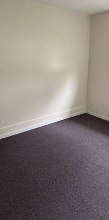 1 bedroom basment suite for rent - Photo 1