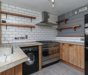 2 bedroom detached house to rent - Photo 5