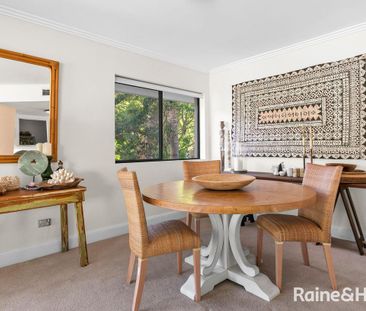 Low Maintenance, Spacious Palm Beach Apartment - Photo 2