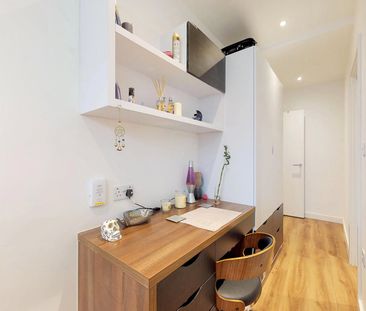 Apt 36, Gravity Residence - Photo 3