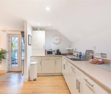 Grange Road, Grange Road, Chalfont St. Peter,SL9 - Photo 2