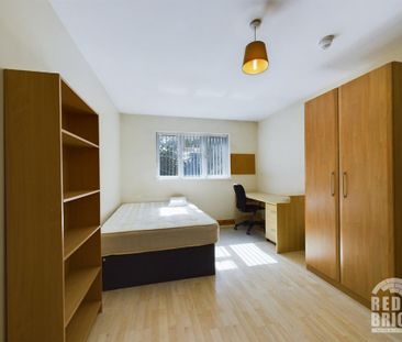 7 bedroom end of terrace house to rent - Photo 5