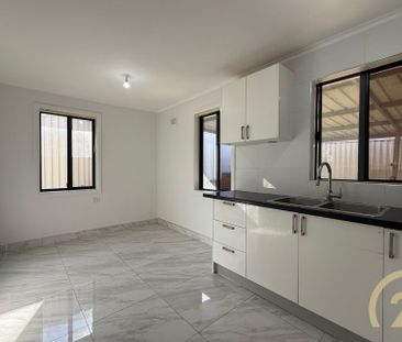 3 Bedroom Family Home, Located in Busby! - Photo 4