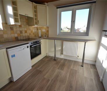 London Road, Ewell, Epsom, Surrey, KT17 2BU - Photo 5