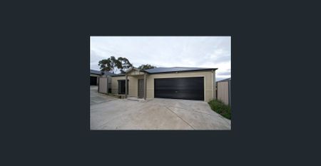 Convenient Low Maintenance Townhouse - Photo 5