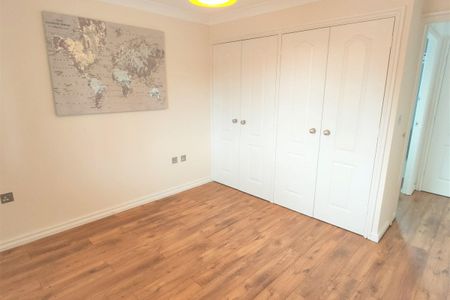 Myrtle Close, BURY ST. EDMUNDS - Photo 2