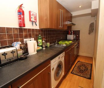 1 bedroom flat to rent - Photo 6