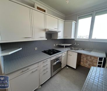 Location Appartement 3 pièces 64m² LAVAL 53000 - Photo 4