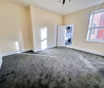 2 bed lower flat to rent in NE29 - Photo 6