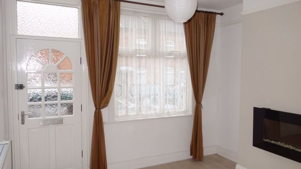 Dean Street, Stoke, Coventry, West Midlands, CV2 - Photo 1