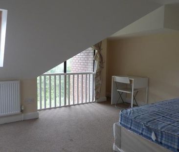 2 bedroom flat to rent - Photo 4