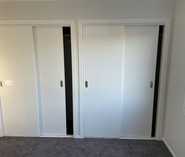 2 Bedroom Unit in Hamilton East - Photo 4