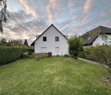 Doppelhaushälfte im ruhigen hinteren Wohnbereich mit Garten - Foto 1