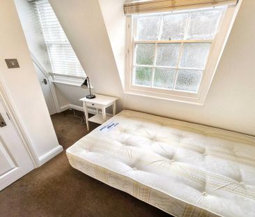 3 bedroom house of multiple occupation to rent - Photo 1