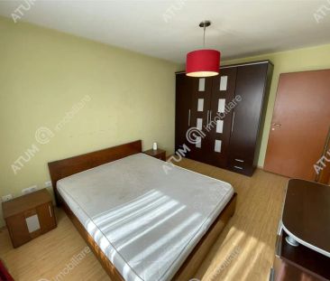 De inchiriat apartament cu 3 camere balcon si loc parcare in zona Ciresica din Sibiu - Photo 2