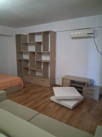 Ofer spre închiriere garsonieră în zona Unirii-Camera de Comerț - Photo 2