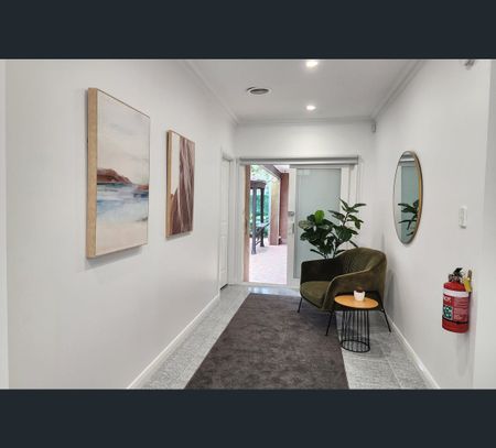 21 Zoe Circuit, Northcote, Vic 3070 - Photo 3
