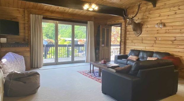 Elevated Arrowtown Home - Photo 1