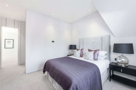 Beautiful penthouse apartment with large private terrace, ideally located for access to the Southbank. 2 bedrooms, 2 bathrooms - beautifully furnished and presented in immaculate condition. - Photo 5