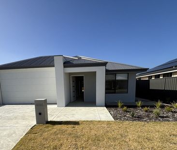 7 Chindwin Lp, Hilbert, WA 6112 - Photo 1