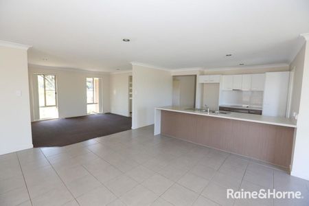 Modern Family Home with Huge Yard & Side Access! - Photo 3