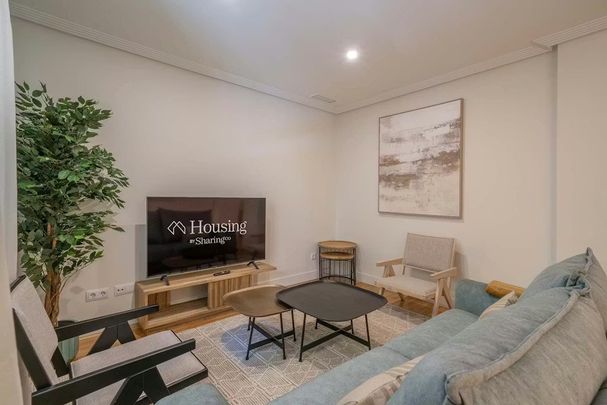 Calle del Doctor Fleming, Madrid, Community of Madrid 28036 - Photo 1