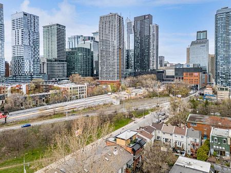 Montréal (Ville-Marie) (Centre) - Photo 4