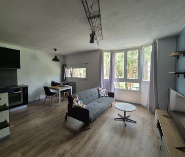 Location Appartement 2 pièces 52m² VILLENEUVE D ASCQ 59650 - Photo 1