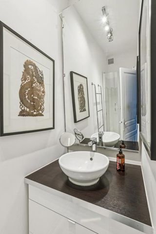 Appartement • Enfants Rouges - Photo 3