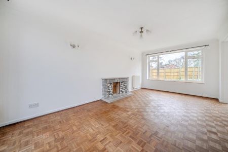 4 bedroom detached house to rent - Photo 2